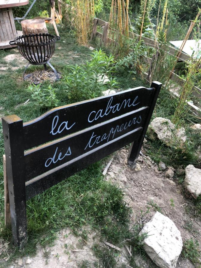 La Cabane Des Trappeurs Crepy-en-Valois Exterior photo